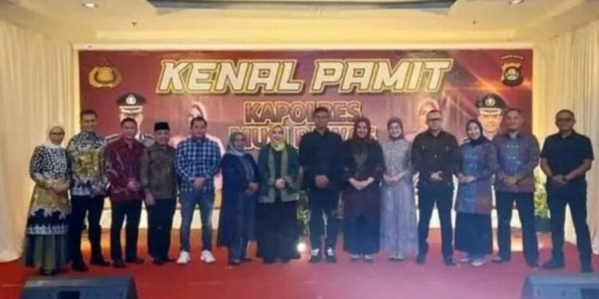 Ketua DPRD Hadiri Malam Kenal Pamit Kapolres Mura