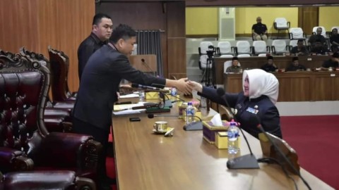 DPRD Mura Dengarkan Laporan Pansus Atas Tiga Raperda